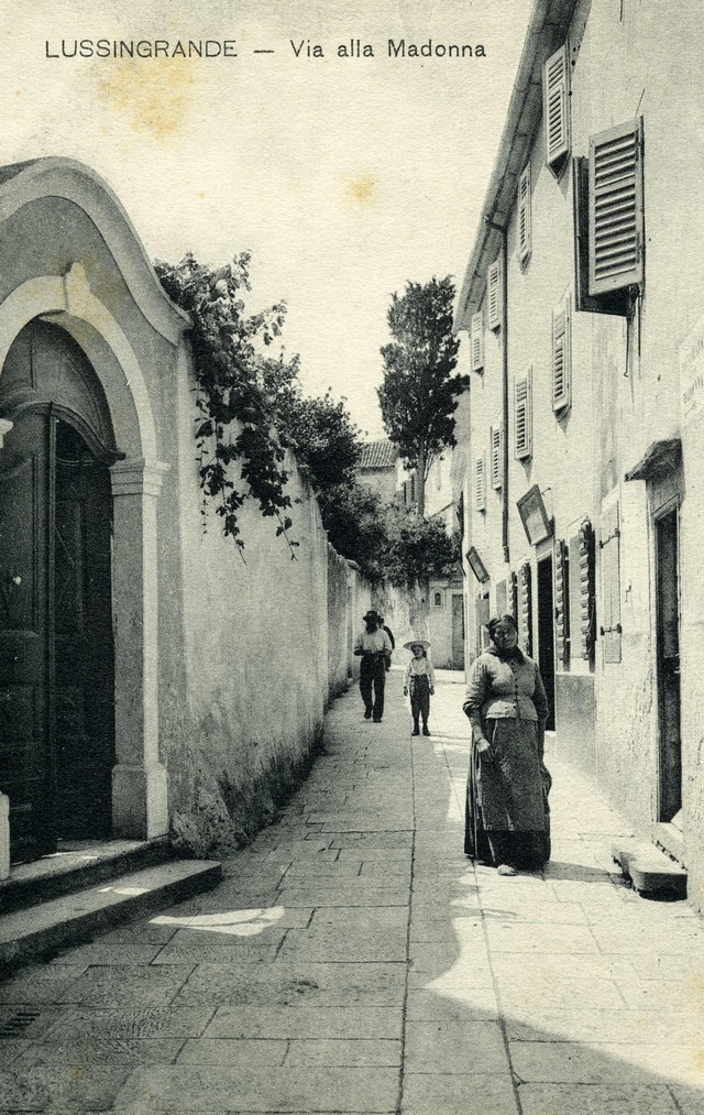lussingrande via madonna 1910.jpg